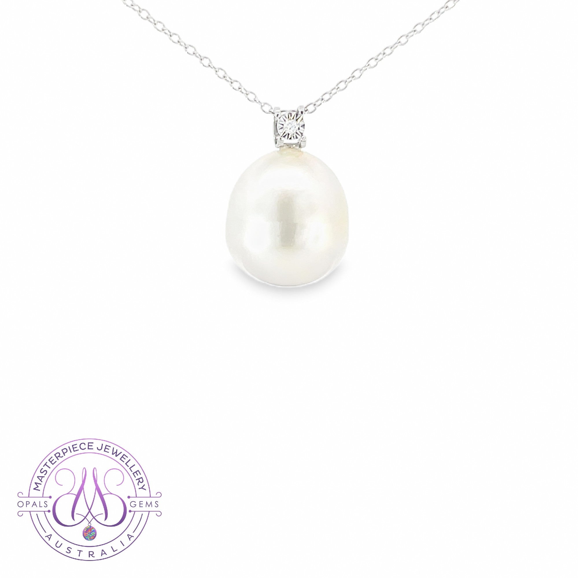 18kt White Gold 13.5mm South Sea Pearl pendant with diamond