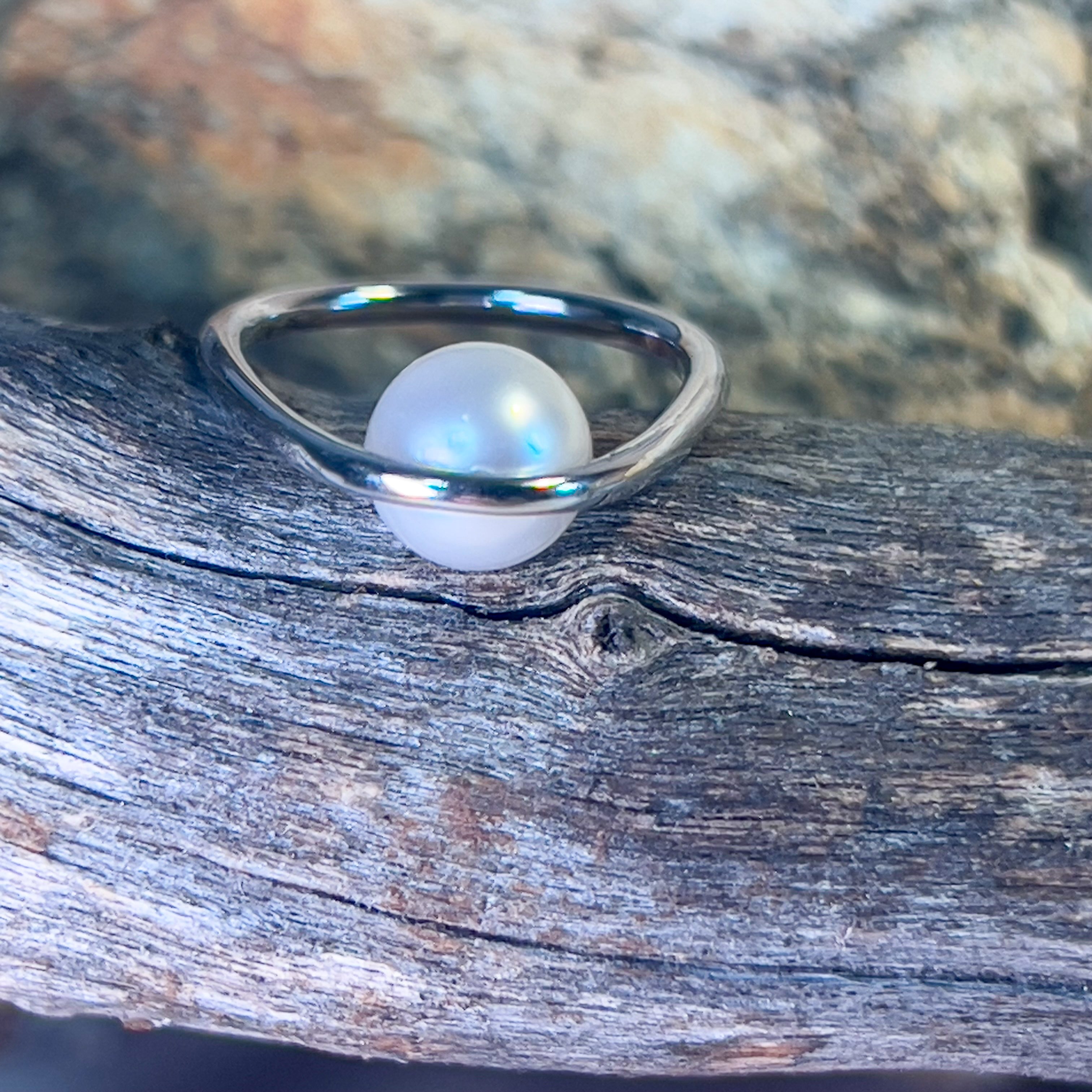 Sterling Silver Minimilast Contemporary design South Sea 8mm Pearl ring - Masterpiece Jewellery Opal & Gems Sydney Australia | Online Shop