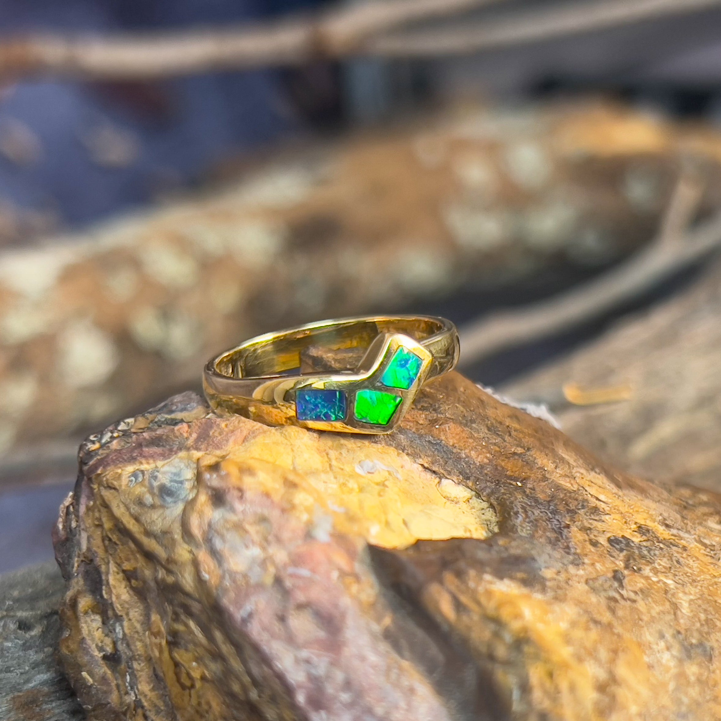 One 18kt Yellow Gold Opal inlay shaped ring band - Masterpiece Jewellery Opal & Gems Sydney Australia | Online Shop