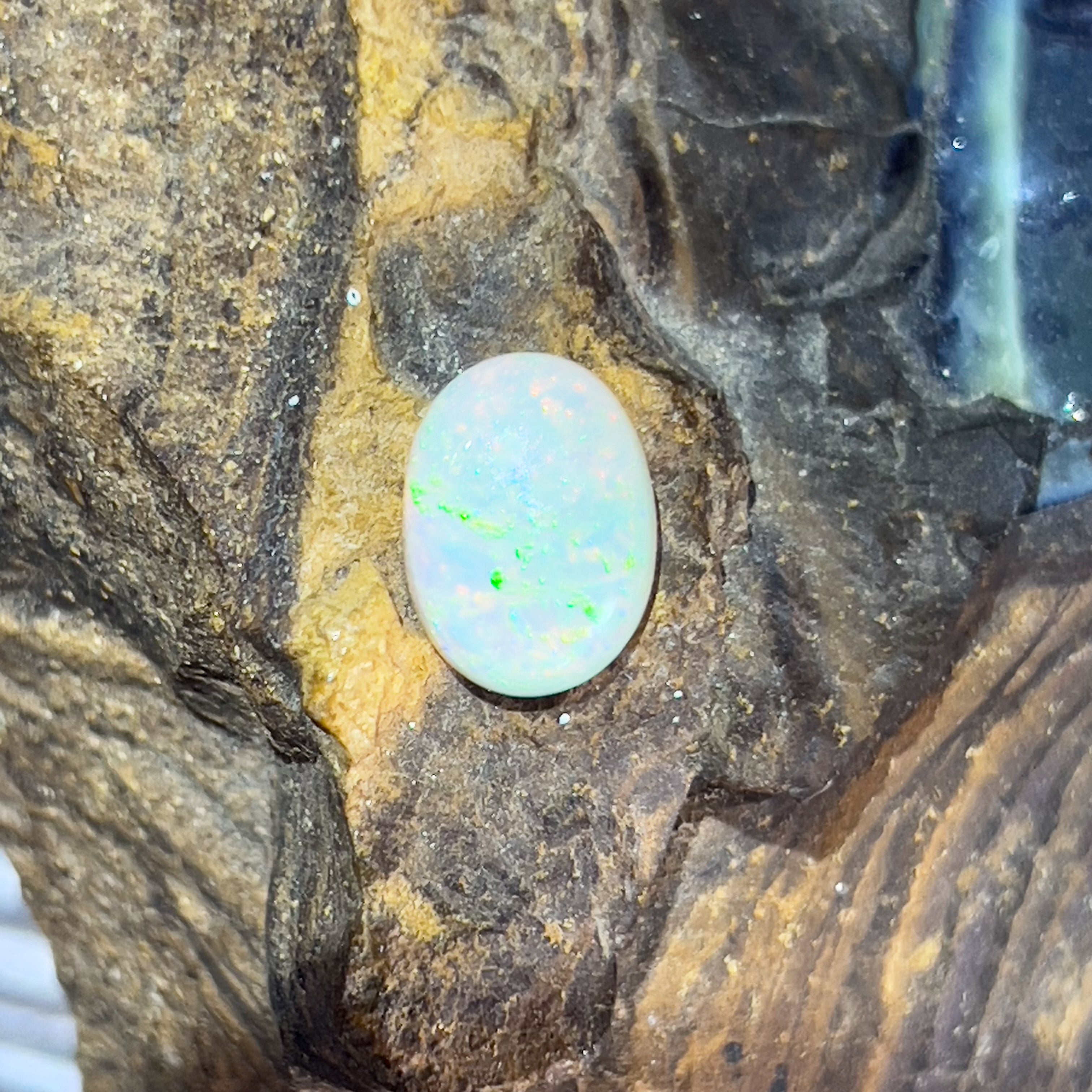 One Light Opal Oval 2.75ct - Masterpiece Jewellery Opal & Gems Sydney Australia | Online Shop