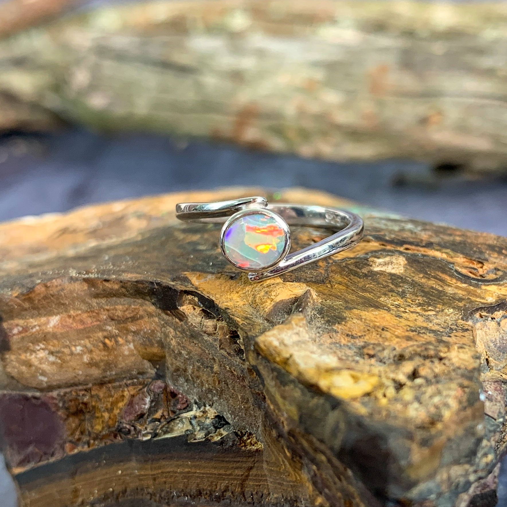 Sterling Silver cross over black opal ring solitaire - Masterpiece Jewellery Opal & Gems Sydney Australia | Online Shop