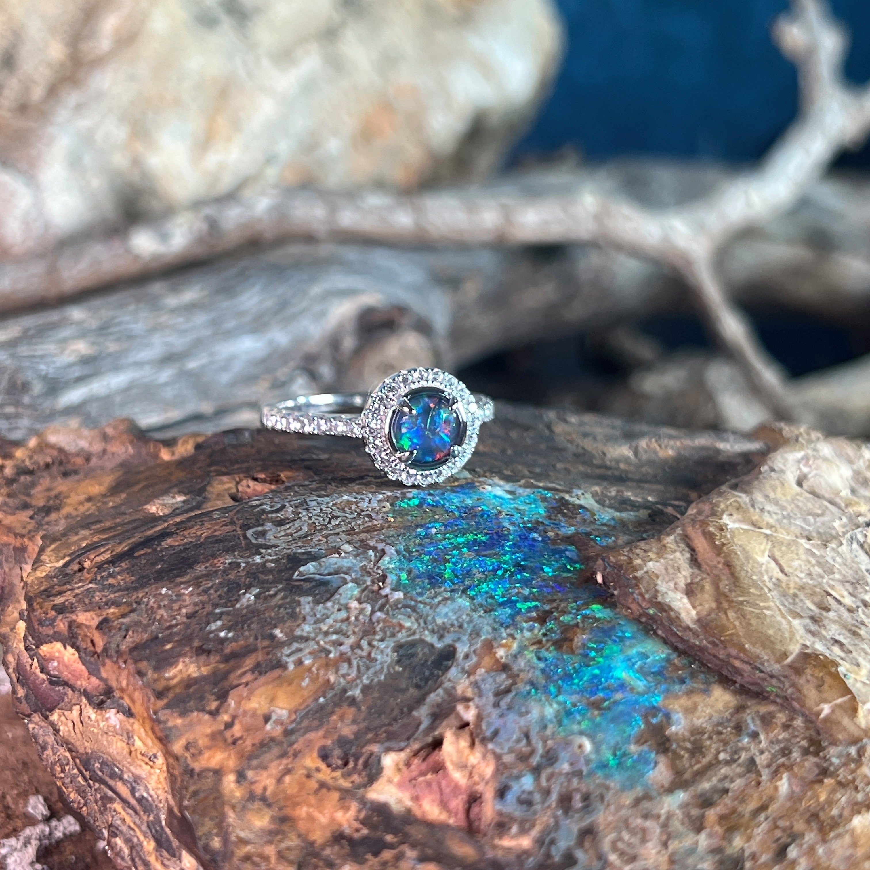 Australian opal triplet ring in sterling silver, round stone, ring size US 7