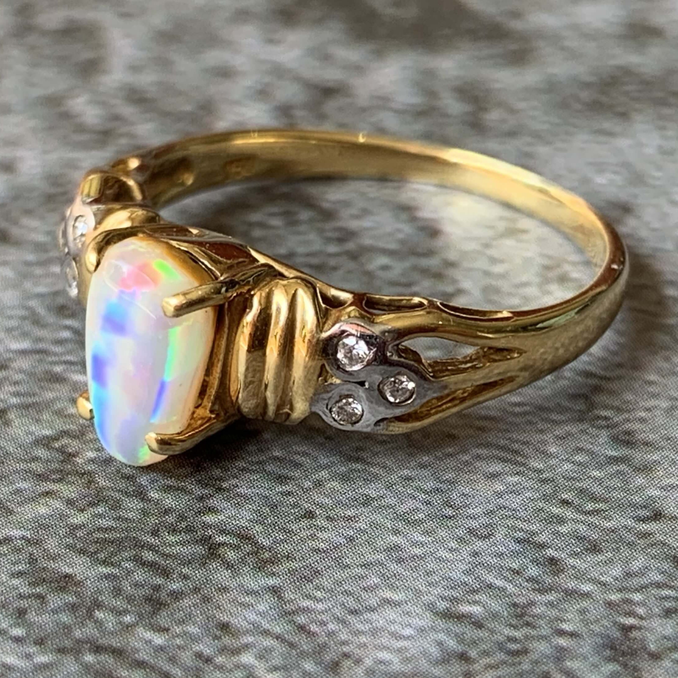 18kt Yellow Gold Fire Opal and Diamond ring - Masterpiece Jewellery Opal & Gems Sydney Australia | Online Shop