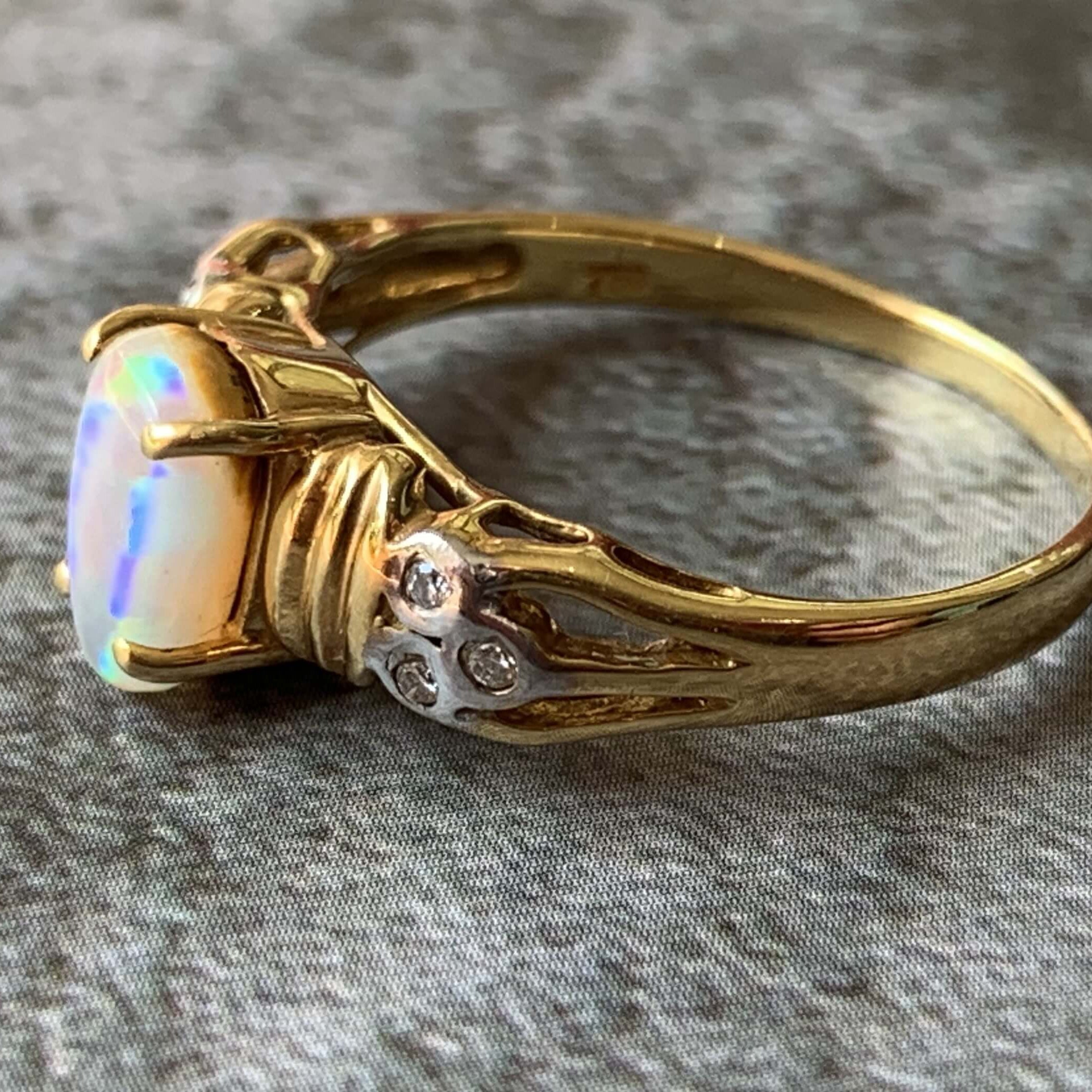 18kt Yellow Gold Fire Opal and Diamond ring - Masterpiece Jewellery Opal & Gems Sydney Australia | Online Shop