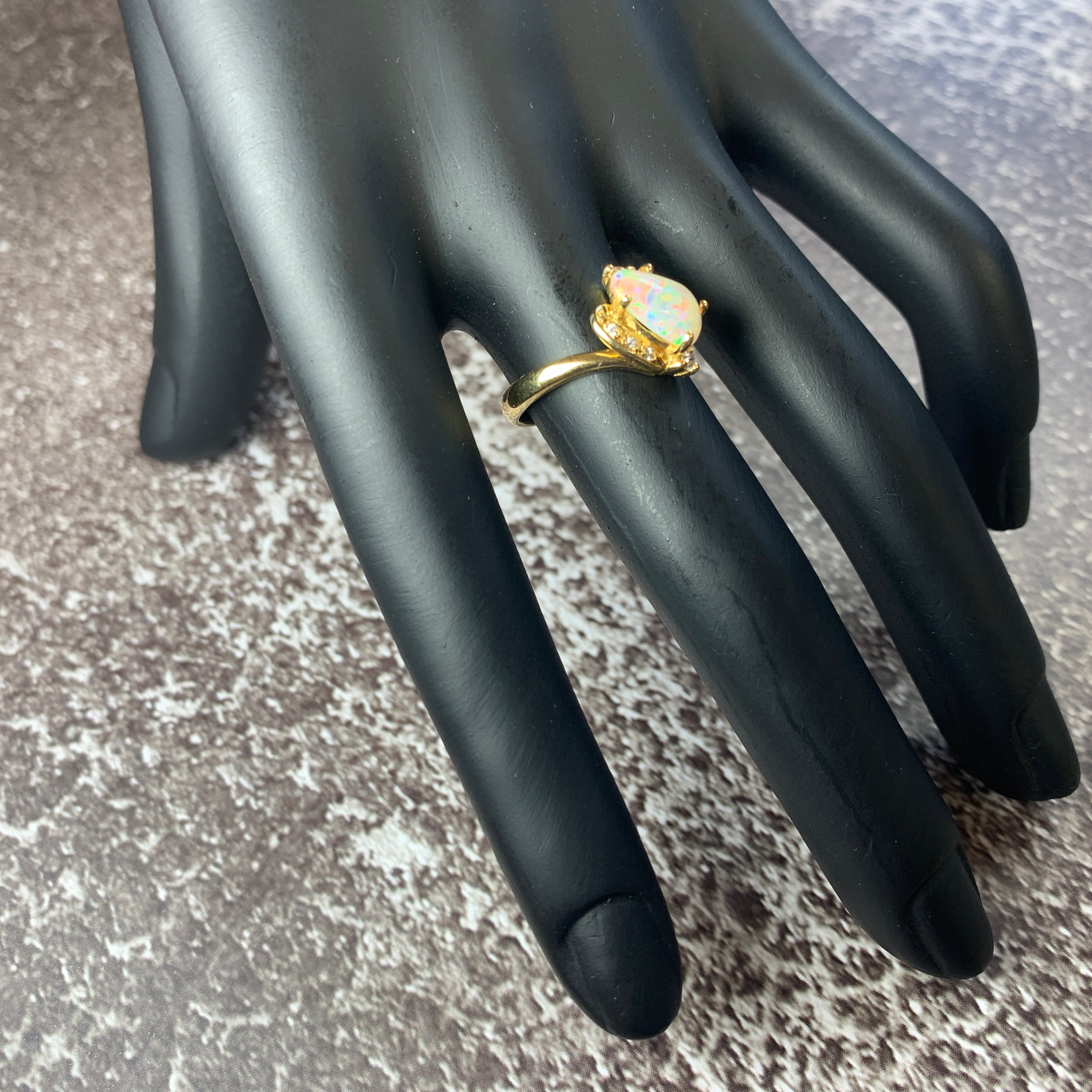 18kt Yellow Gold Fire Opal 0.82ct and Diamond 0.08ct ring - Masterpiece Jewellery Opal & Gems Sydney Australia | Online Shop