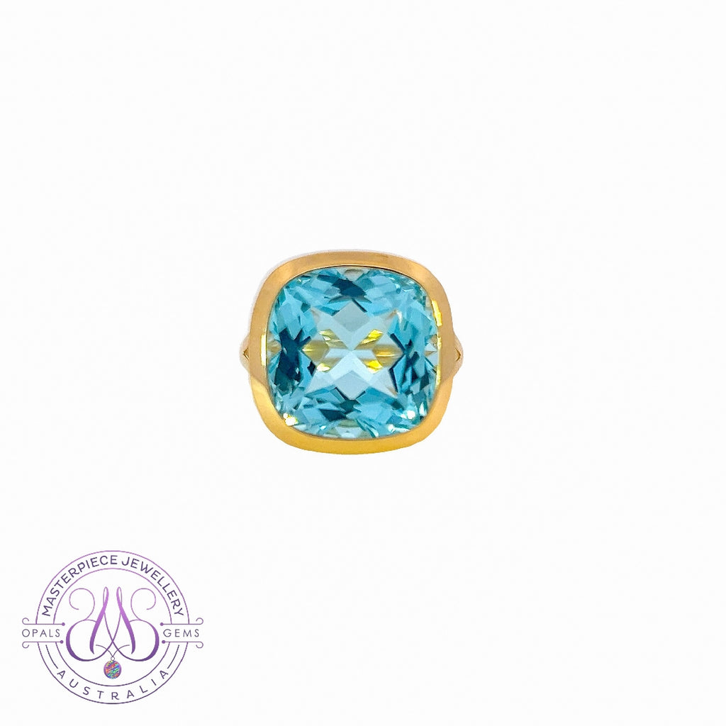 18kt Yellow Gold Sky Blue Topaz 15.6ct bezel set - Masterpiece Jewellery Opal & Gems Sydney Australia | Online Shop