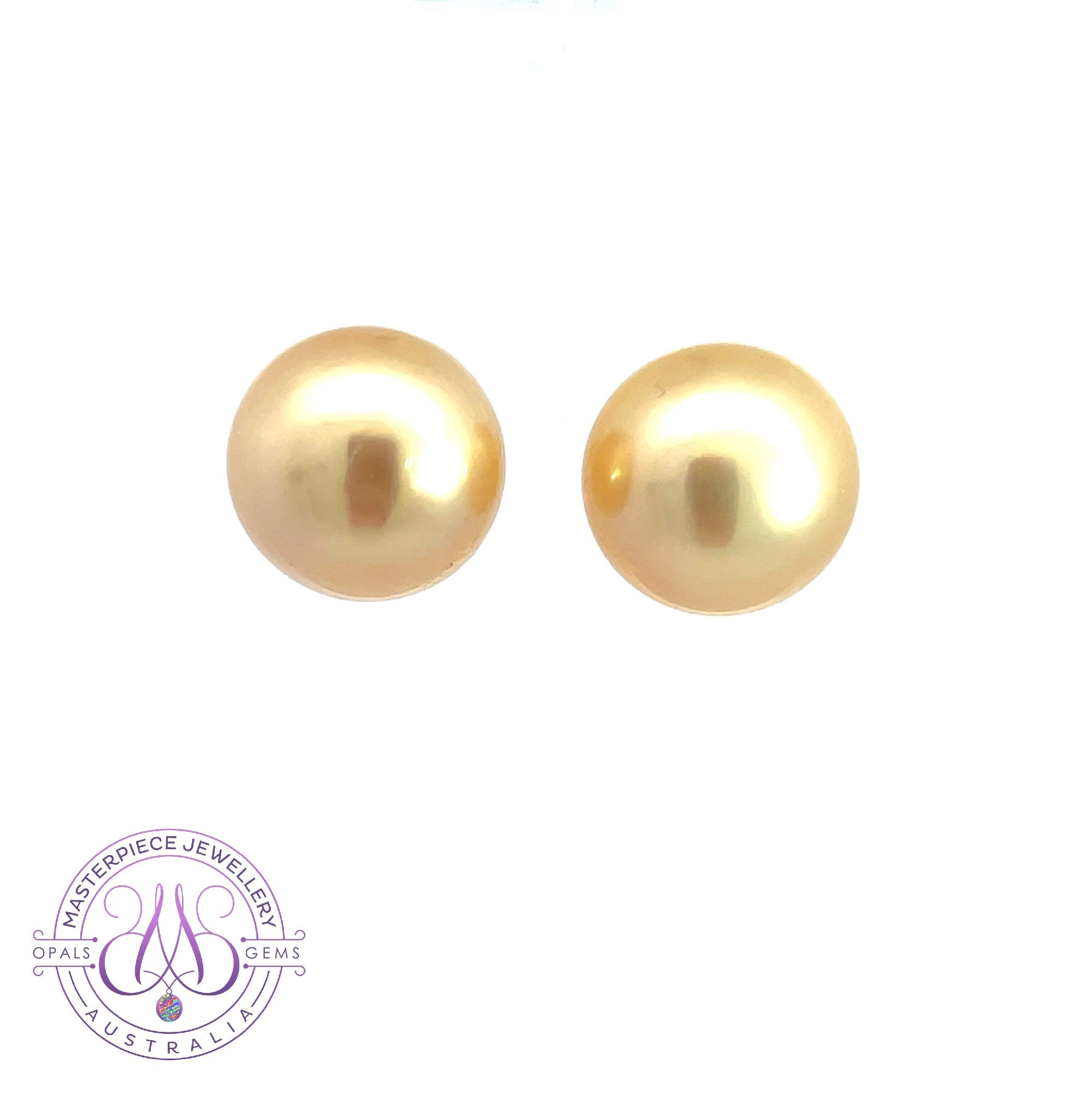 18kt Yellow Gold Golden South Sea pearl studs
