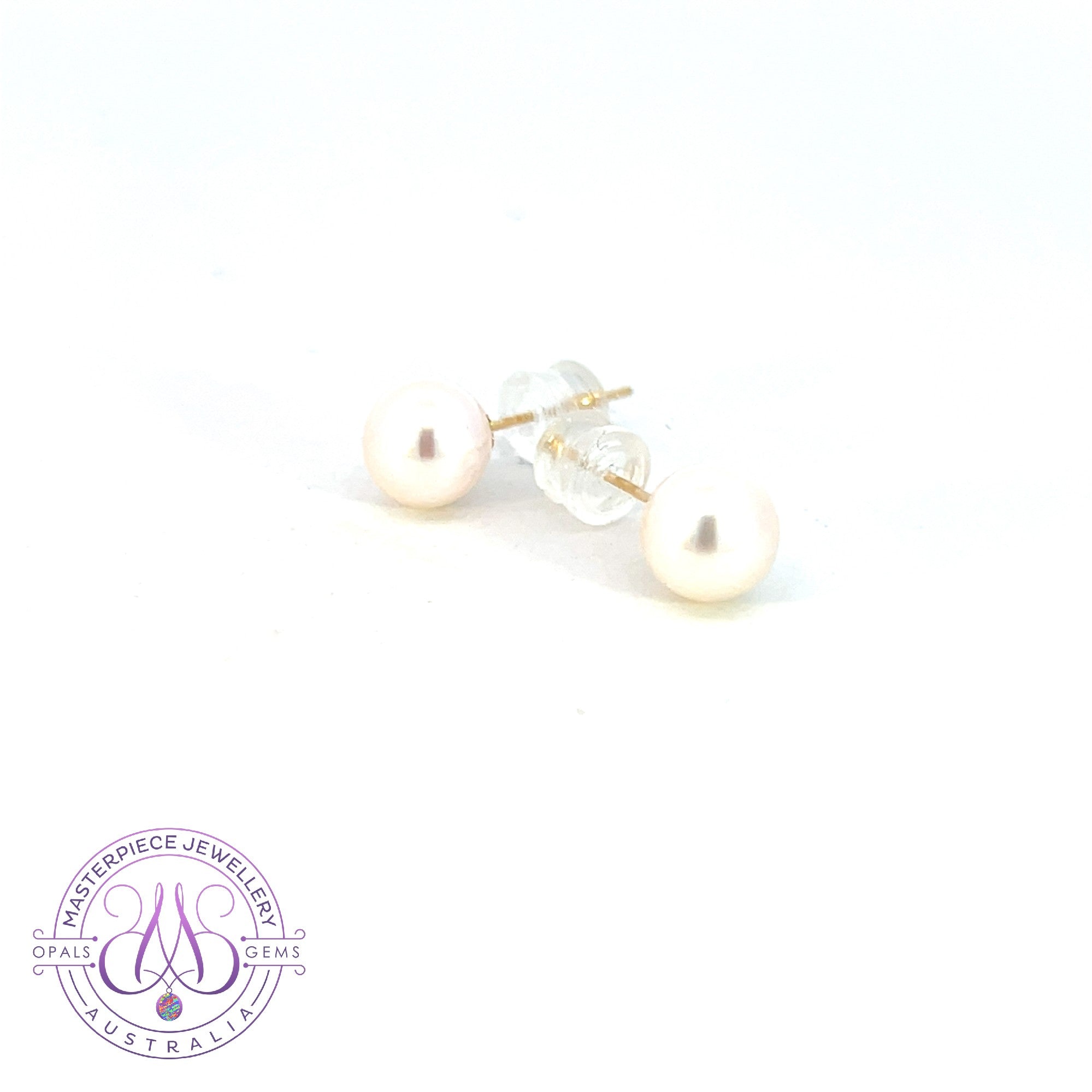 18kt White Gold 6.5-7mm Akoya Pearl studs