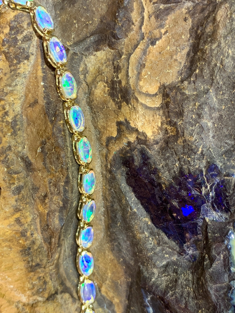 14kt Yellow Gold Opal bracelet - Masterpiece Jewellery Opal & Gems Sydney Australia | Online Shop